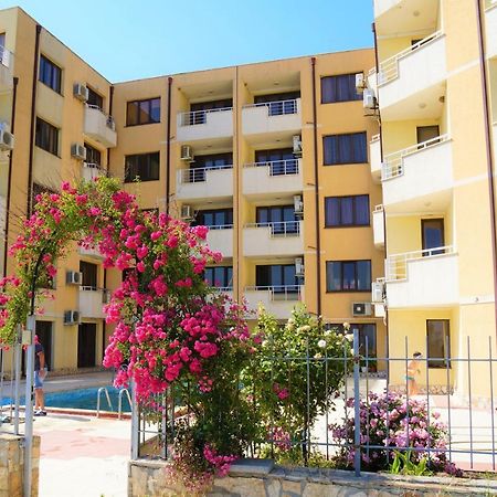 Apartments Paskalina Бяла Экстерьер фото